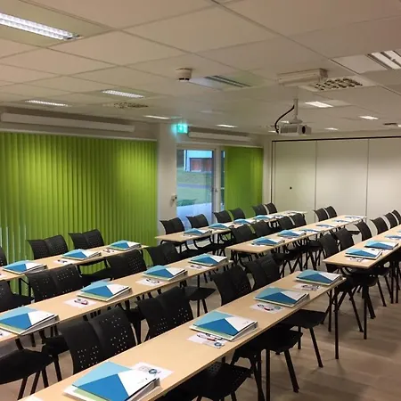 فندق Fritidsparken شين